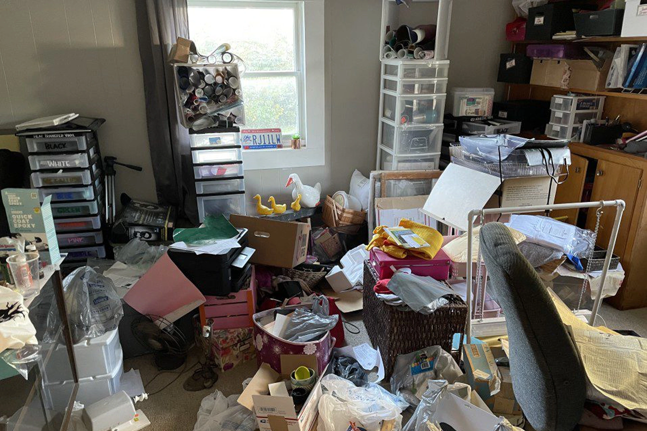 Decluttering & empty room example 2 - Before