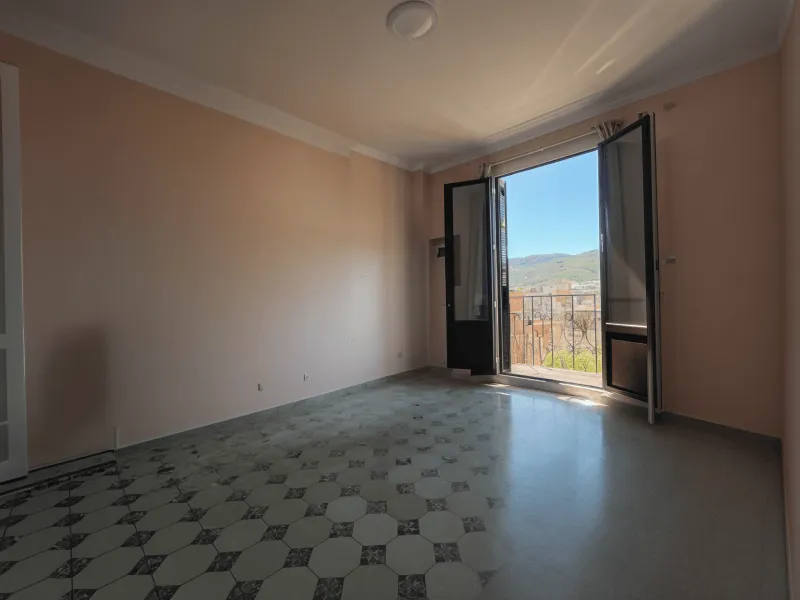 Before virtual bedroom home staging